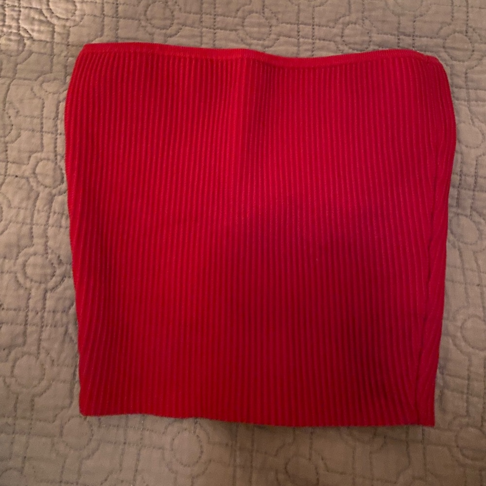 Aritzia Babaton Red Crop Too Bandeau